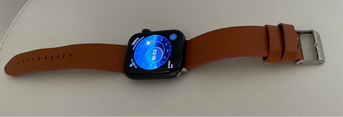 最終値下げ買損無し！【状態良好】Apple Watch SE（GPS）44mmスペースグレイ 本革レザーベルト＋全面保護カバー付