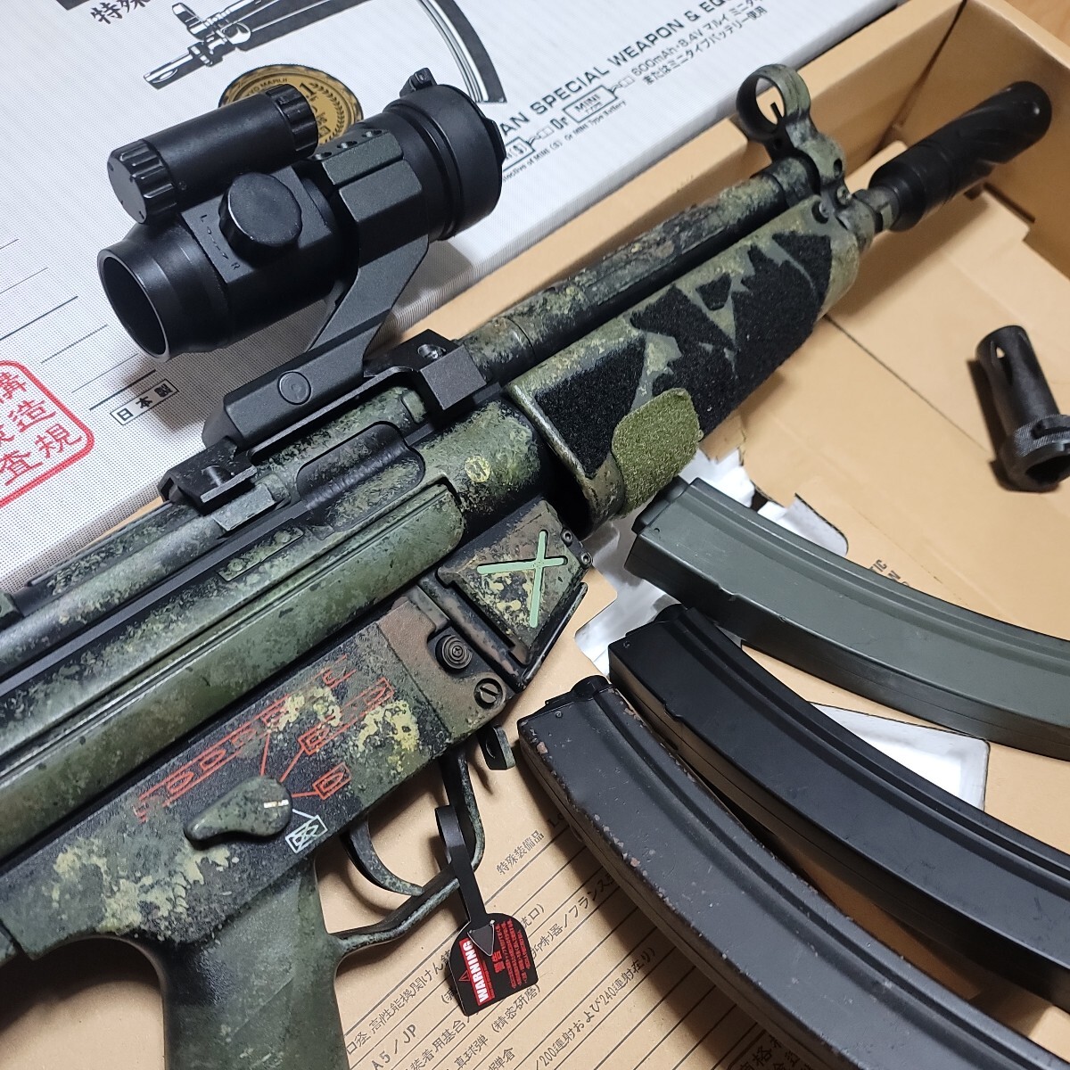 東京マルイ 電動ガン MP5-J ドットサイト スペアマガジン　サイレンサー　SBD　ミリタリー 検索次世代　MP5A5　MP5K　_画像6