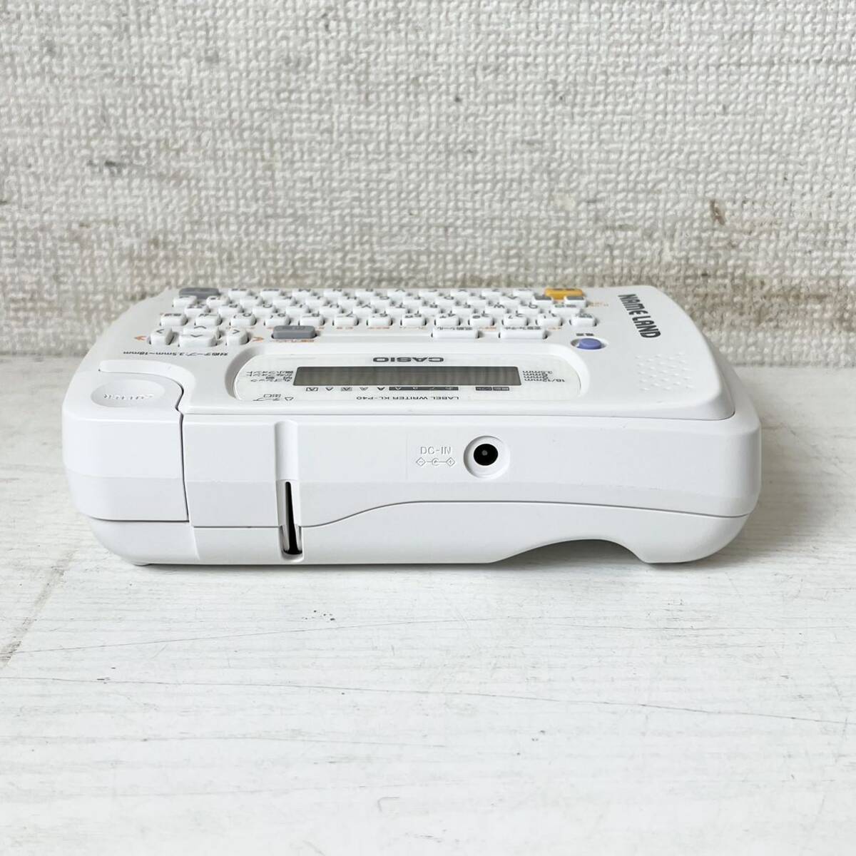 228＊中古品 CASIO ネームランド KL-P40 ホワイト ラベルライター NAME LAND コンパクトボディ 動作確認済み＊_画像4