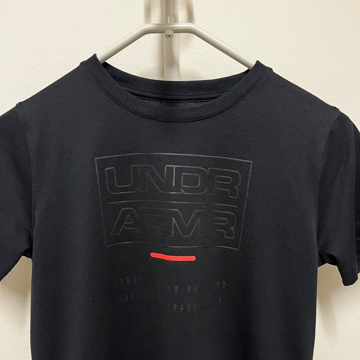 アンダーアーマー  半袖Tシャツ　150