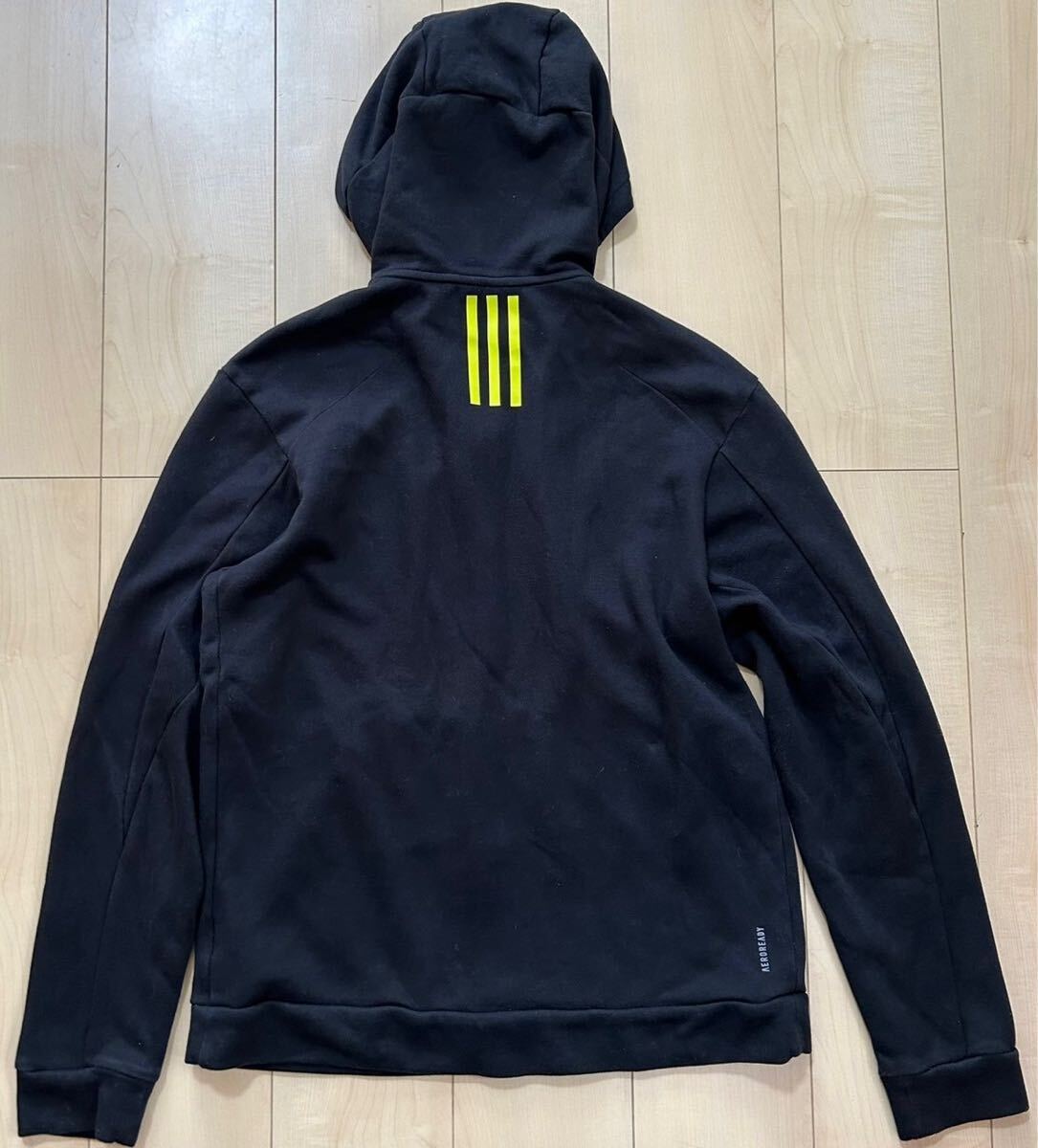 美品　adidas AG　アディダス　ジップアップ　スポーツパーカー　フーディ　Hoodie　ブラック　メンズ　Oサイズ　180/100A_画像2