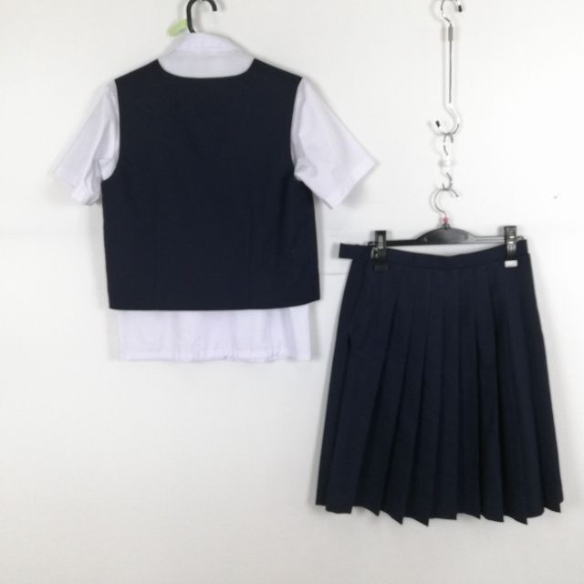 1円 ベスト スカート 上下3点セット 冬物 女子 学生服 中学 高校 紺 制服 中古 ランク:B EY4641の画像2