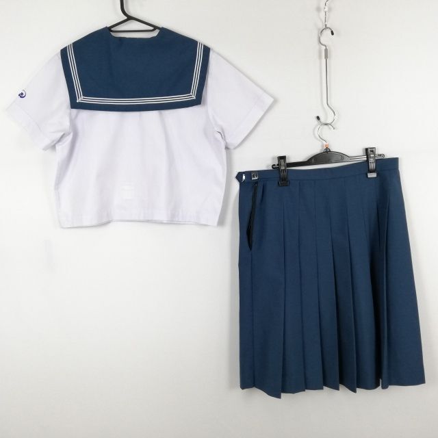 1円 セーラー服 スカート スカーフ 上下3点セット 大きいサイズ 特大 トンボ 夏物 白3本線 女子 学生服 天保山中学 白 中古 ランクC NA2750の画像2