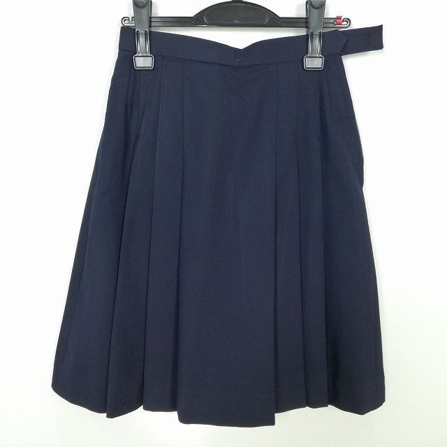 1円 スクールスカート 冬物 w63-丈57 紺 埼玉久喜北陽高校 プリーツ 学生服 制服 女子 中古 IN6301_画像1