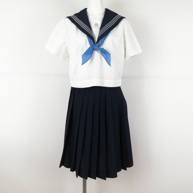 1円 セーラー服 スカート スカーフ 上下3点セット グレー3本線 女子 学生服 高知岡豊高校 白 制服 中古 ランクC NA0686_画像1