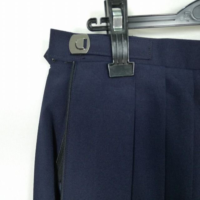 1円 スクールスカート 大きいサイズ 夏物 w72-丈63 紺 中学 高校 プリーツ 学生服 制服 女子 中古 IN6434_画像3