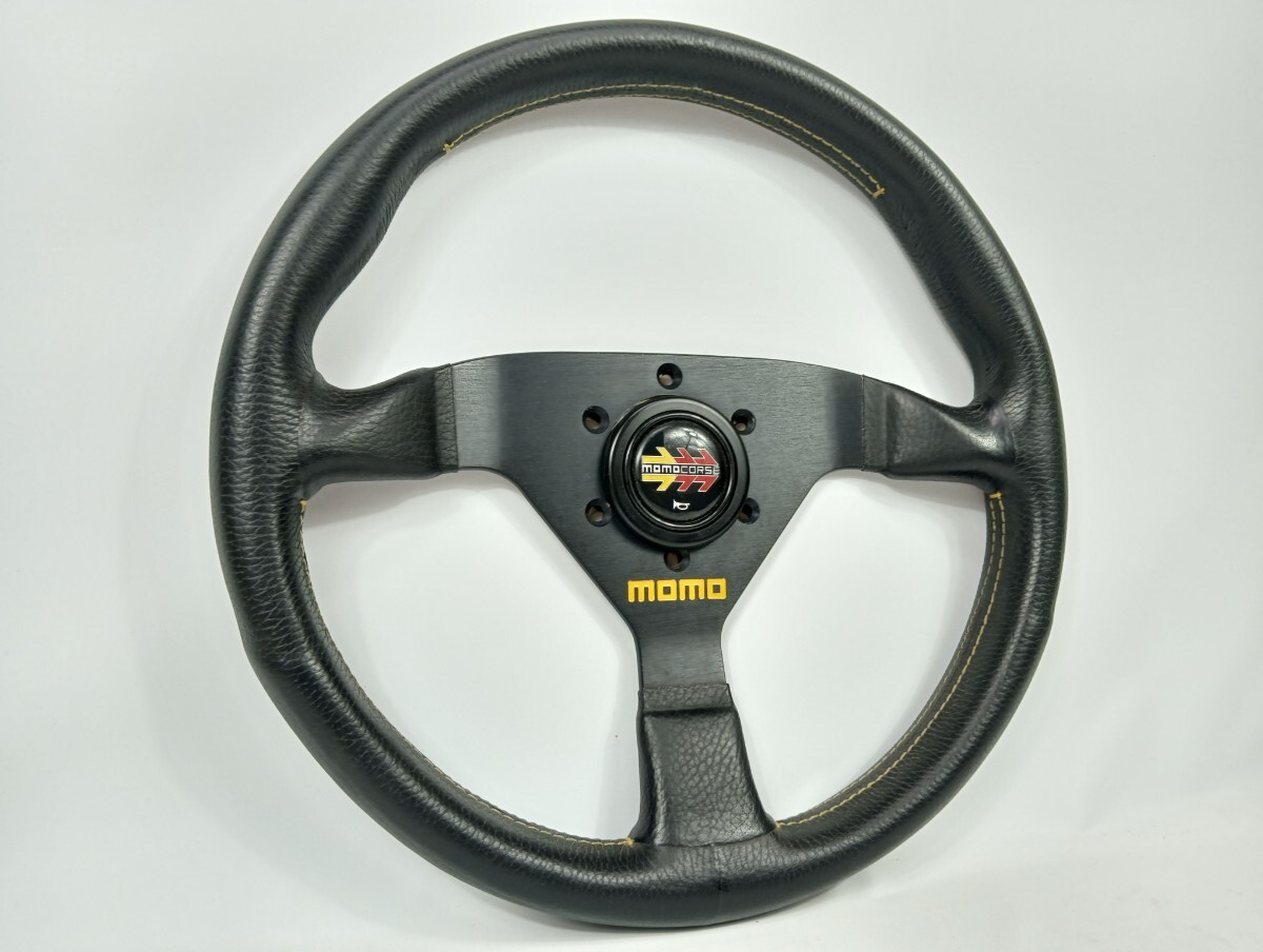 MOMO モモ ステアリング ハンドル レザー ブラック系 黒系 カーパーツ ホーンボタン イタリア製 momoの画像9