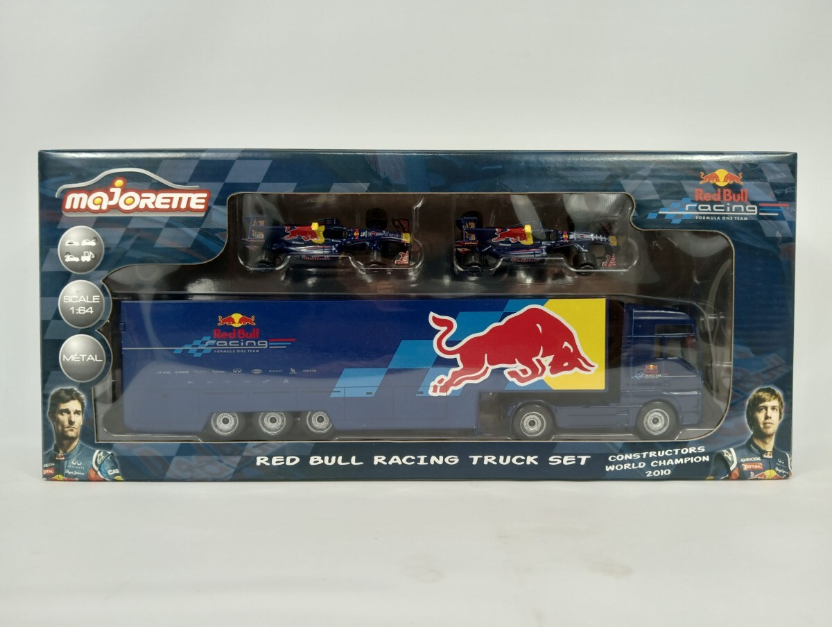 majorette MajoRette RED BULL RACING TRUCK SET 1/64 Red Bull racing truck set [ extra attaching ( key holder )]