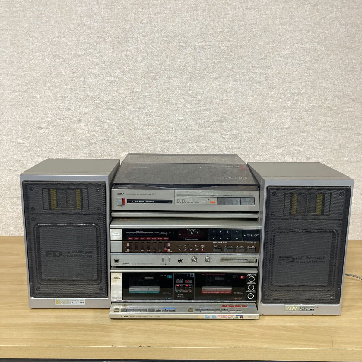 AIWA アイワ LX-5 RX-5 FX-W5 SX-F5 システムコンポ オーディオ機器 通電のみ確認済み 5 カ 5804の画像1