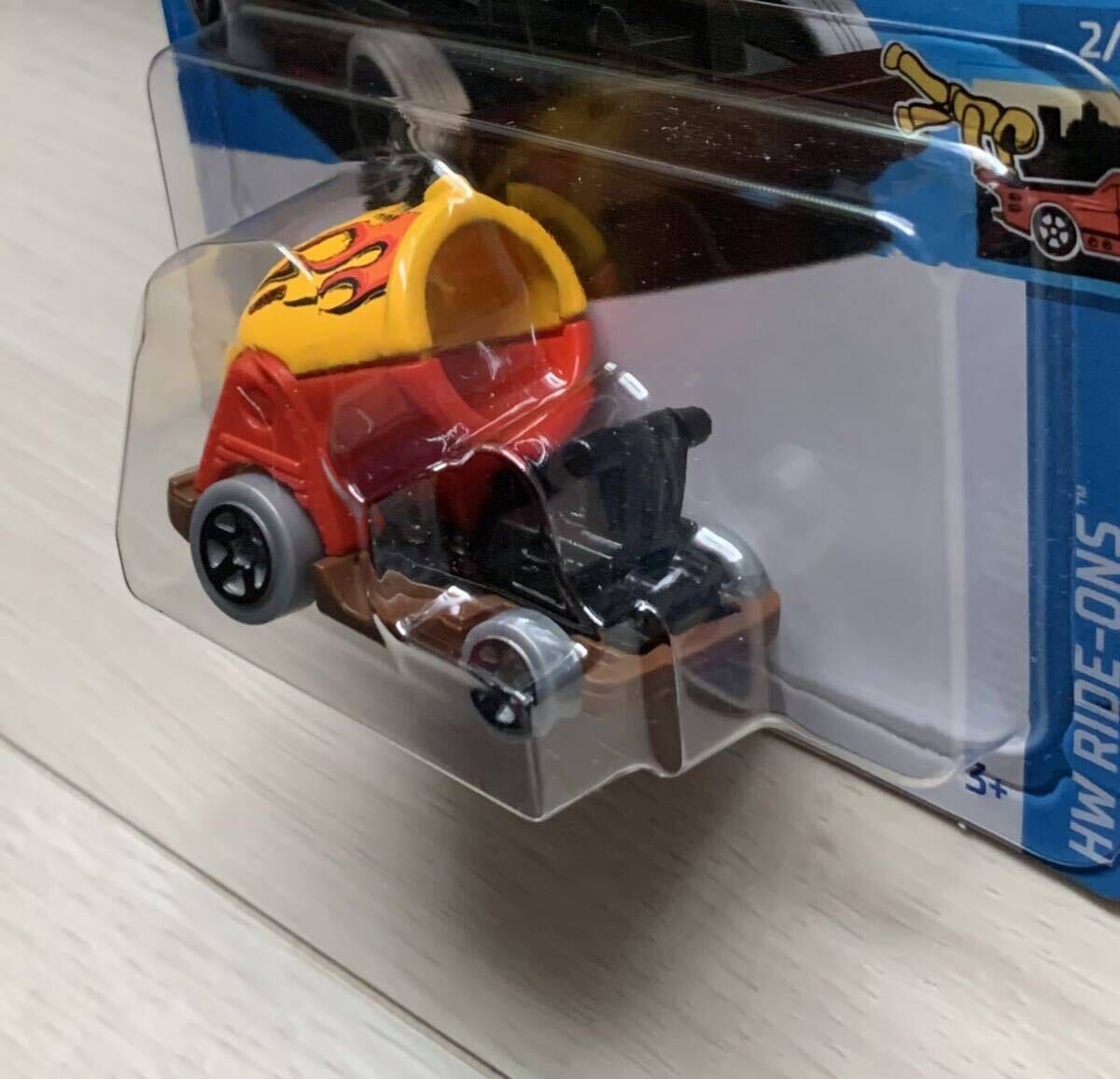 箱発送 ★ ホットウィール ベーシック ブーム カー ★ 1/64 ミニカー ★ Hot Wheels ★ BOOM CAR 新品の画像3