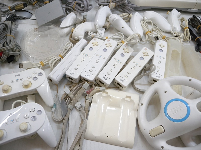 C5899*Wii body 6 pcs + balance board 1 pcs other peripherals parts complete set set large amount set sale * condition no check present condition delivery [ Junk ]