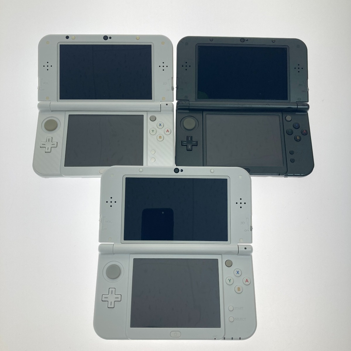 ##【1円スタート】 Nintendo ニンテンドウ New 3DS LL 3台セット ジャンク品 RED-001 ソフト起動確認済み 他動作未確認 全体的に状態が悪い_画像1