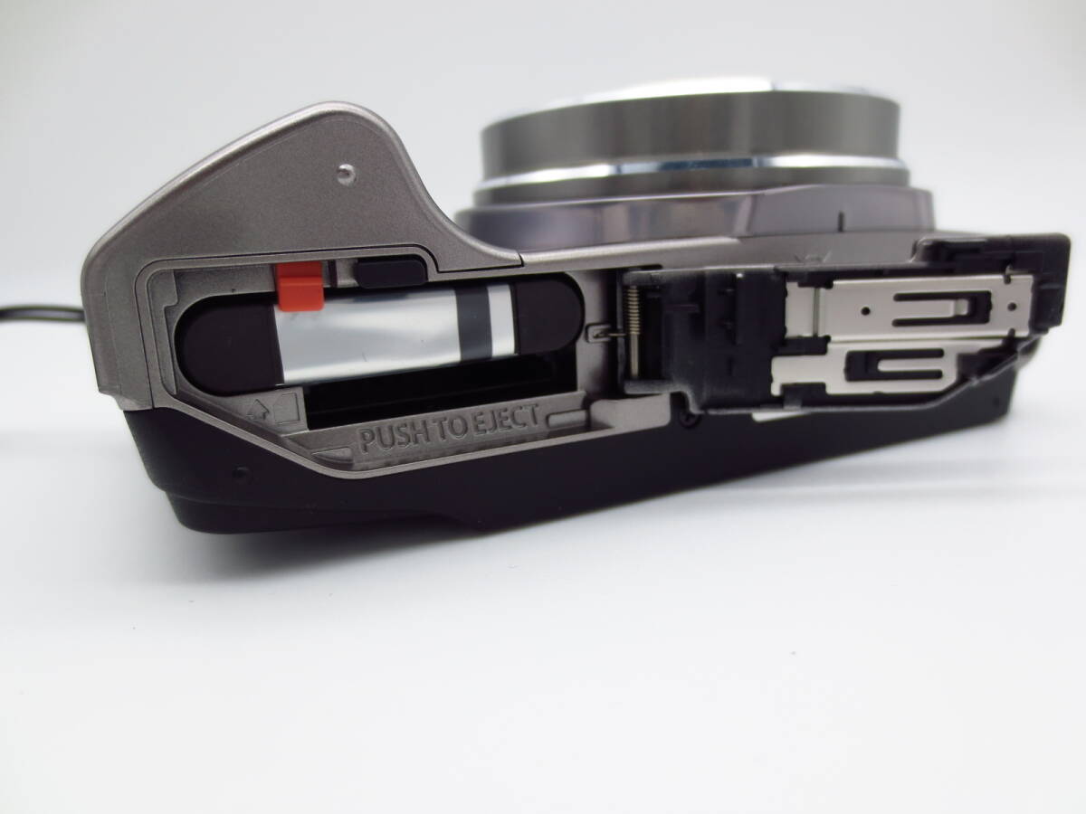 19641 カメラ祭 OLYMPUS オリンパス デジタルカメラ SZ-14 24x Wide バッテリー付き 充電器付き コンパクトデジタルカメラ 画面傷有_画像5