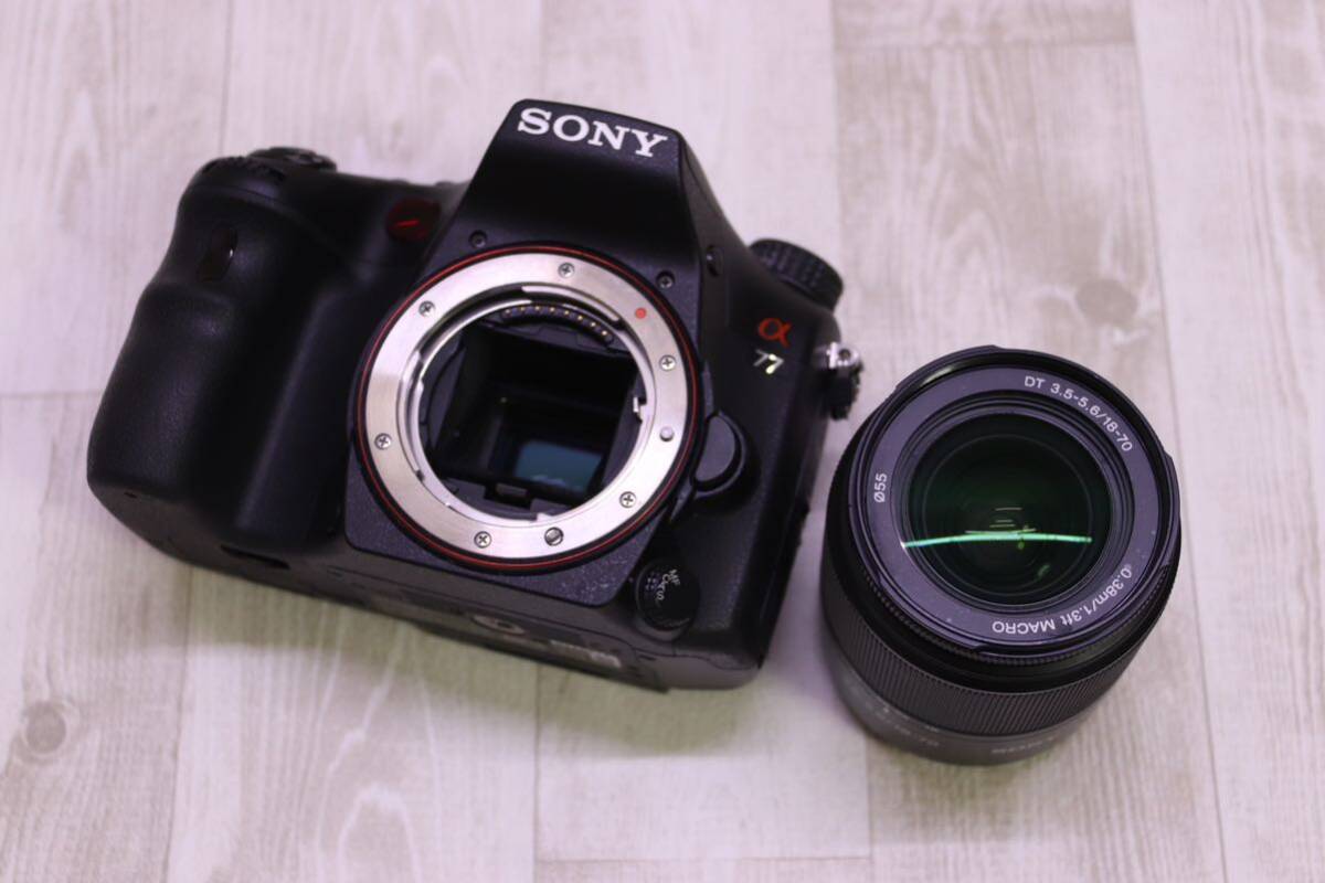 SONY α77 SLT-A77V + DT 18-70mm F3.5-5.6・ 3.0型・約2430万画素・デジタル一眼カメラの画像5