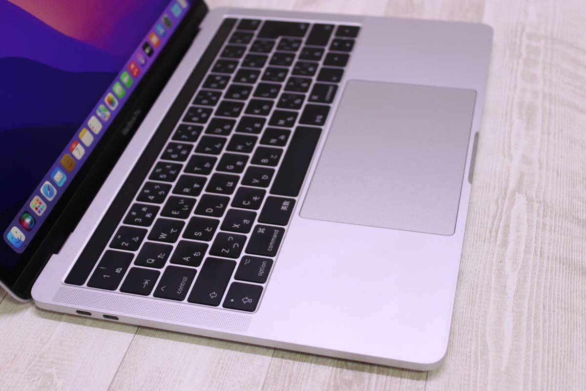 Apple MacBook Pro(13-inch, 2016, Thunderbolt 3ポートx 4) [Core i7-3.3GHz/500GB /16GB /macOS Monterey/Touch Bar /Webカメラ/Wi-Fi]の画像3
