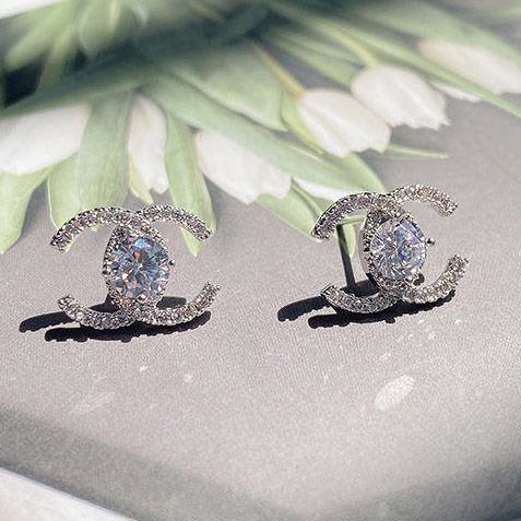 CZダイヤピアス　両耳セットs925 ピアス　プレゼント　誕生日　結婚式　記念日　シルバー1_画像1