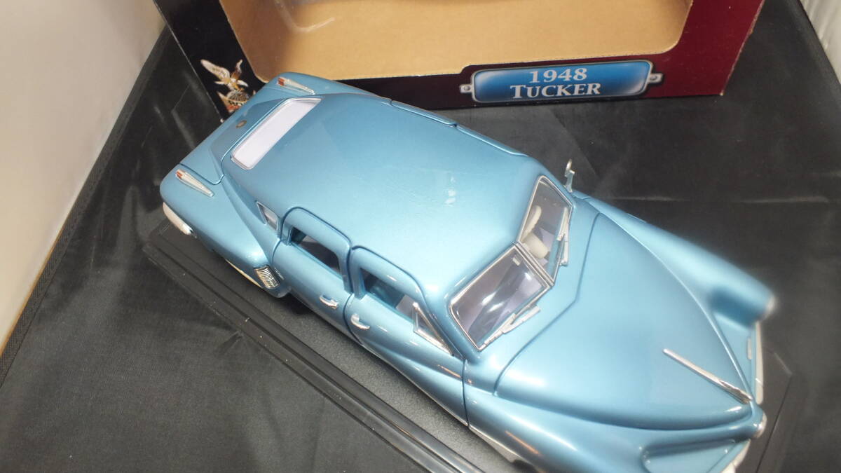 1948 TUCKER タッカー road signature ロードシグネチャー ミニカー コレクション 1/18の画像9