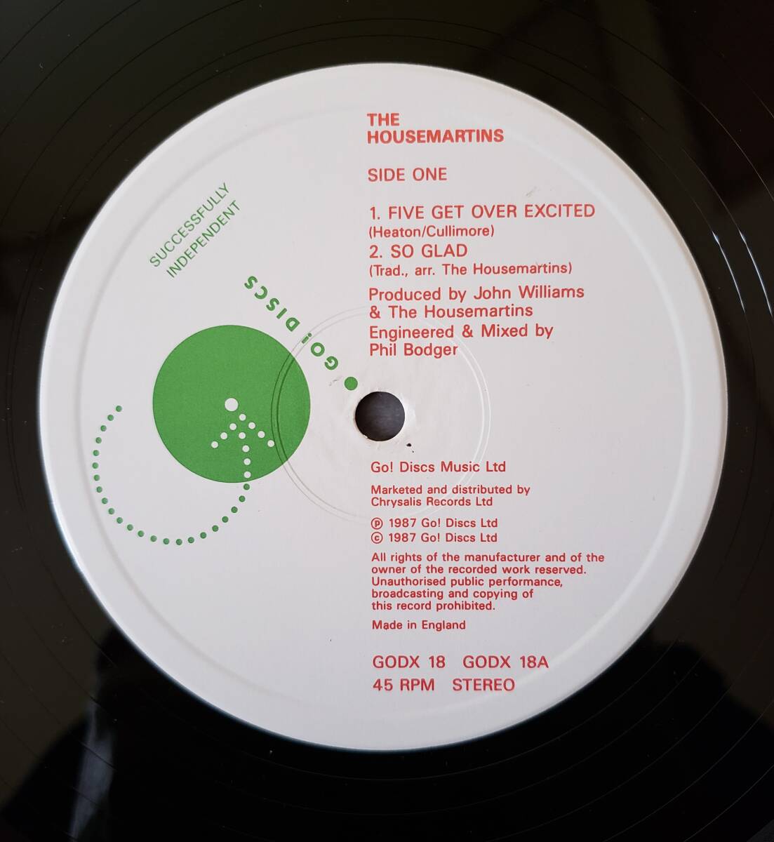 12inch UK盤 THE HOUSEMARTINS ■ FIVE GET OVR EXCITED ■ 4曲入りEP（内３曲アルバム未収録）_画像3