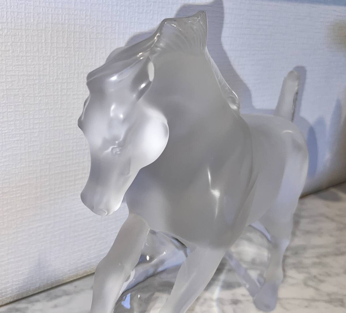 350万 ドバイ購入 LALIQUE Paris 純クリスタル100% 彫刻 馬像 ホース 置物 調度品_画像4