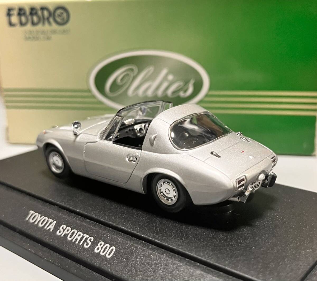 エブロ 1/43 TOYOTA SPORTS 800 トヨタ スポーツ 800 ヨタハチ シルバー ハードトップ付き_画像2