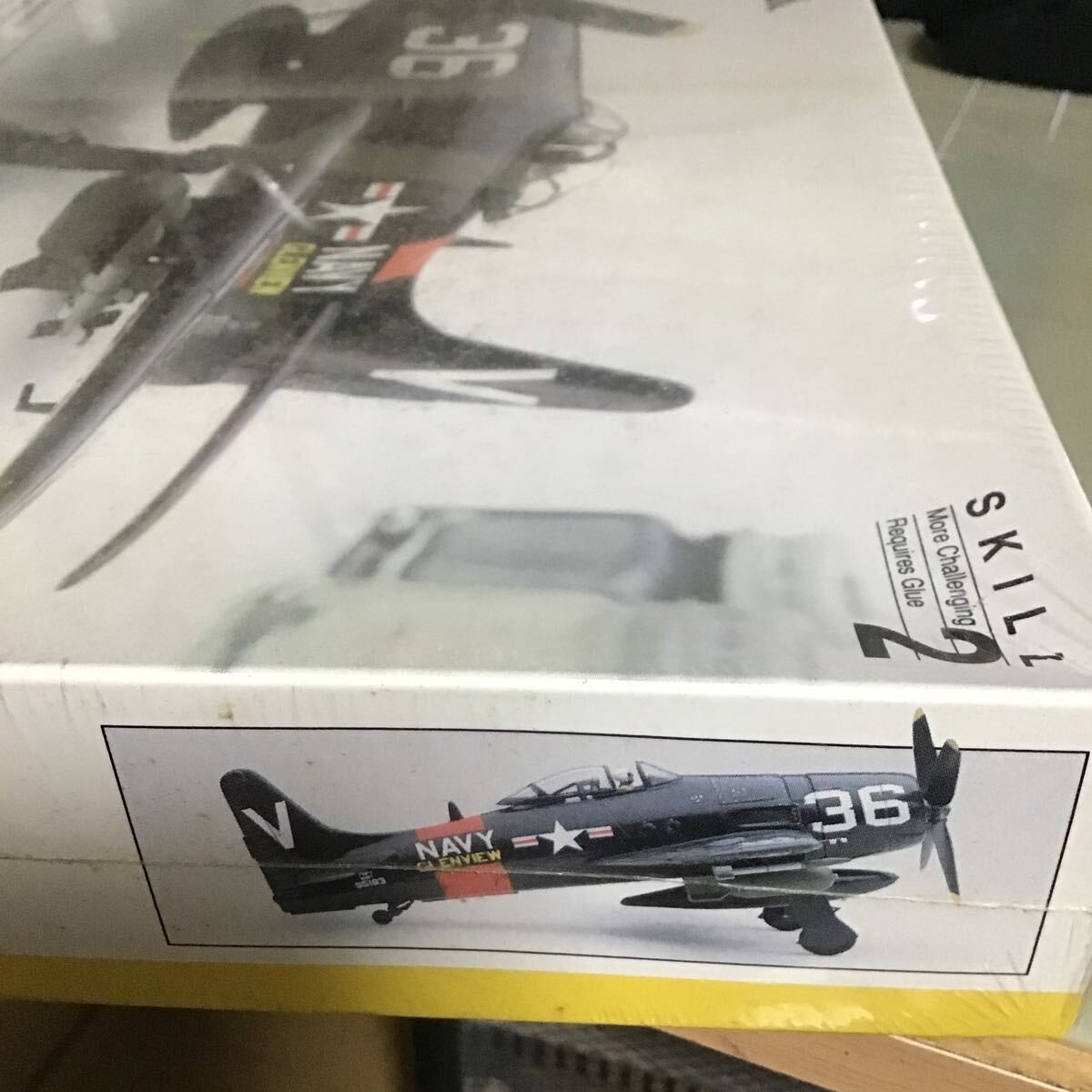 [TESTORS]　1/48　WWⅡ　アメリカ海軍戦闘機　F8F-2　Bearcat　ベアキャット_画像2