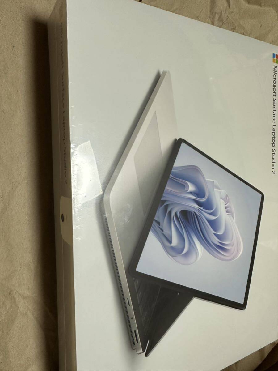 Surface Laptop Studio2 64GB 1TB RTX 4060_画像1
