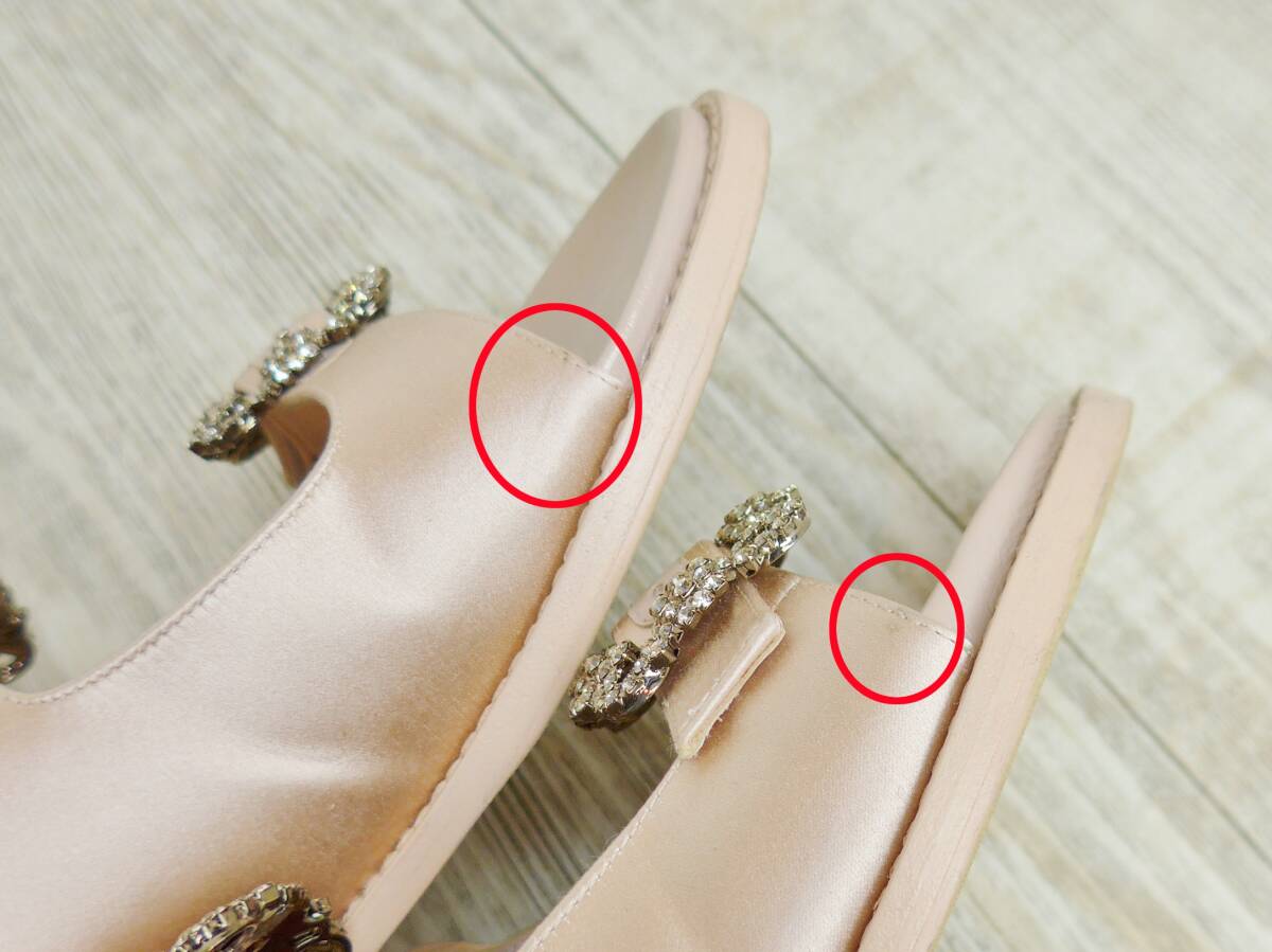 Manolo Blahnik マノロブラニク STURLUSHANGI ストラスハンギ Manolo Blahnik マノロブラニク STURLUSHANGI ストラスハンギ