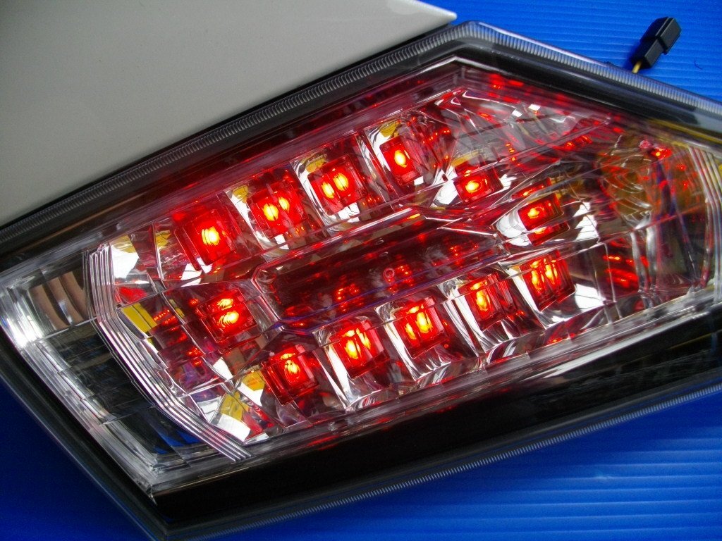 SA【7299】20系 アルファード ヴェルファイア 後期 純正 LEDテールライト KOITO58-29 パールホワイト系 中古品_画像5