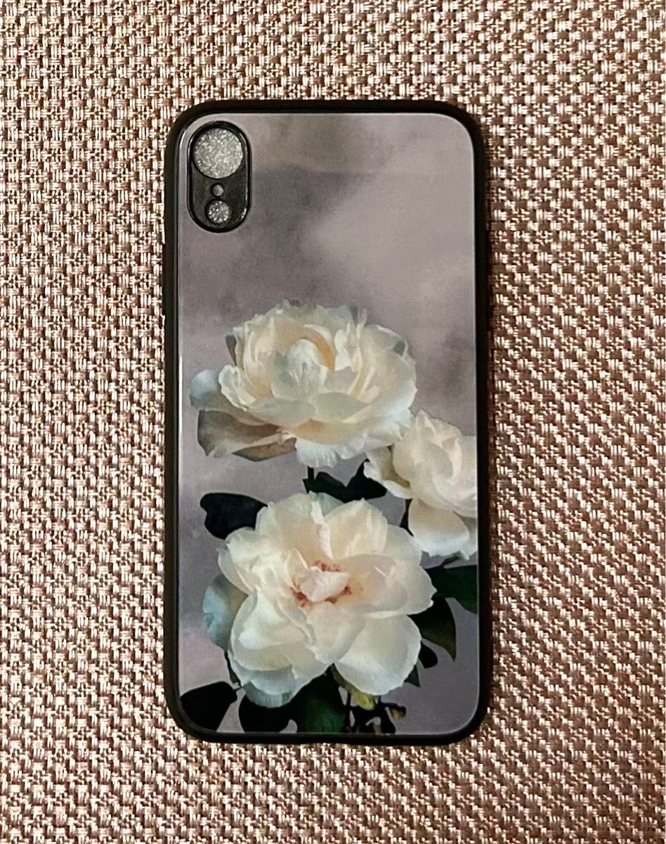【新品・未使用】お花の優しいガラスケース　iPhoneXR用 グレー系
