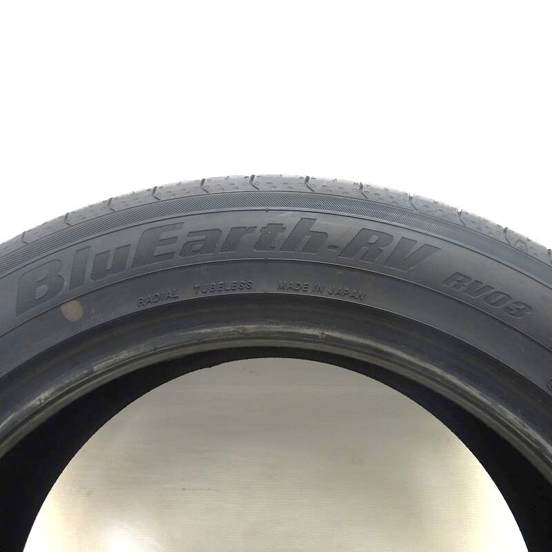 中古タイヤ 215/55r17 タイヤ ヨコハマ ブルーアースRV-03 1本 単品 レクサスHS MIRAI クラウンアスリート オデッセイ 中古 17インチ_画像3