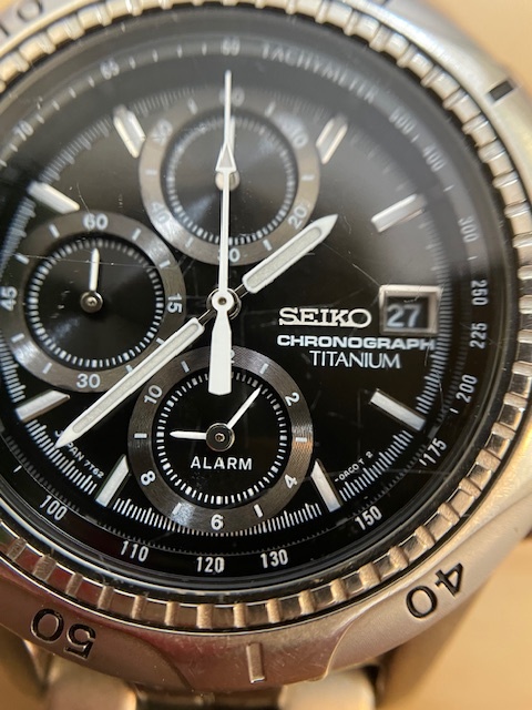 SEIKO 7T62-0AC0 セイコー チタニウム クロノグラフ デイト メンズ腕時計 不動 クオーツの画像2