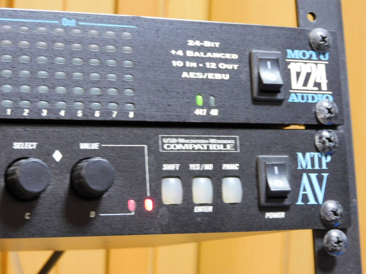 MOTU audio interface 1224/Mark of the Unicorn interface MTP AV/KIKUTANI rack * stand R-8U