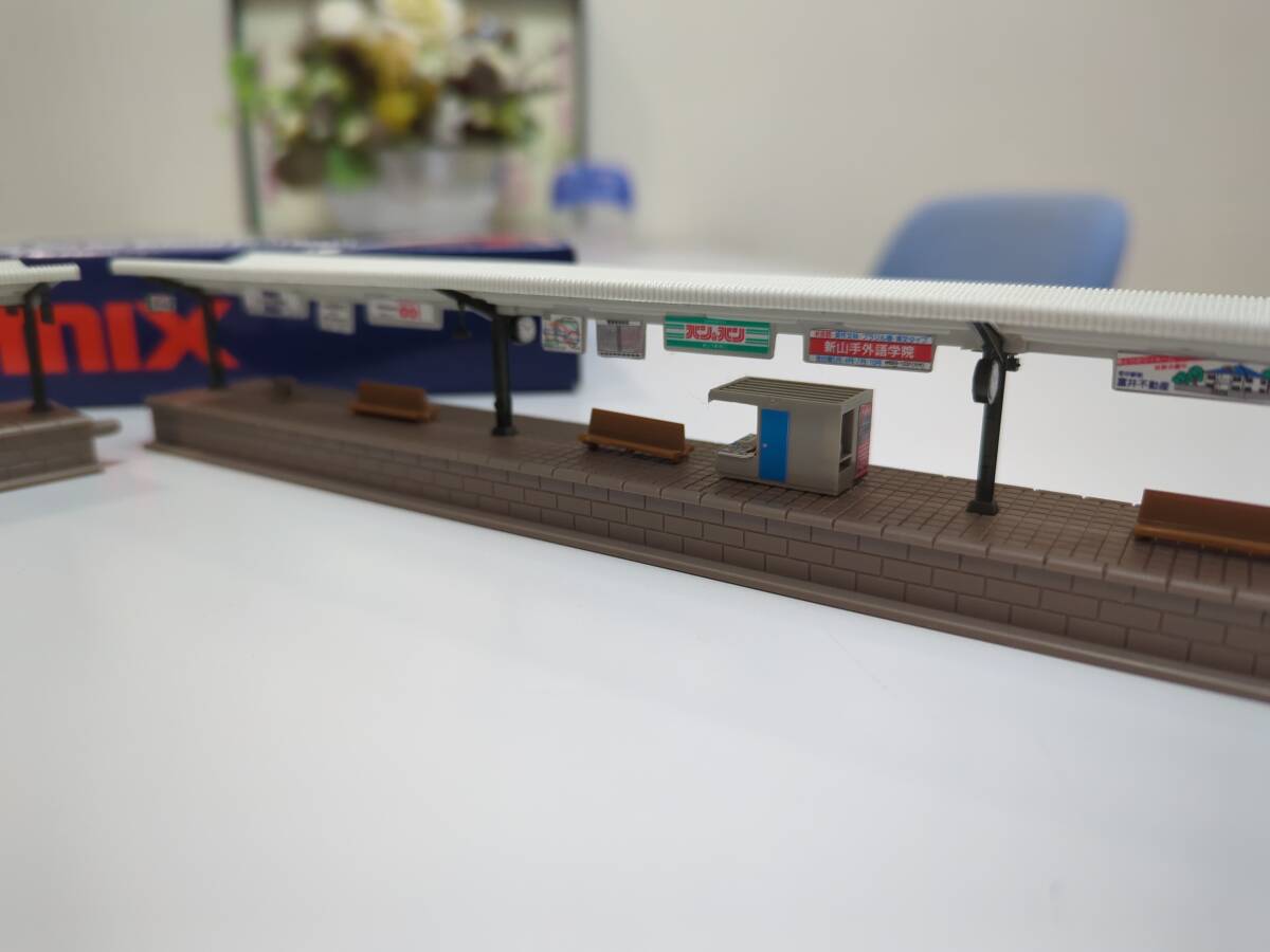 TOMIX (トミックス) 4022 Extension Set for Island Platform 島式ホームレールセット屋根付延長部 x2セット 鉄道模型の画像9