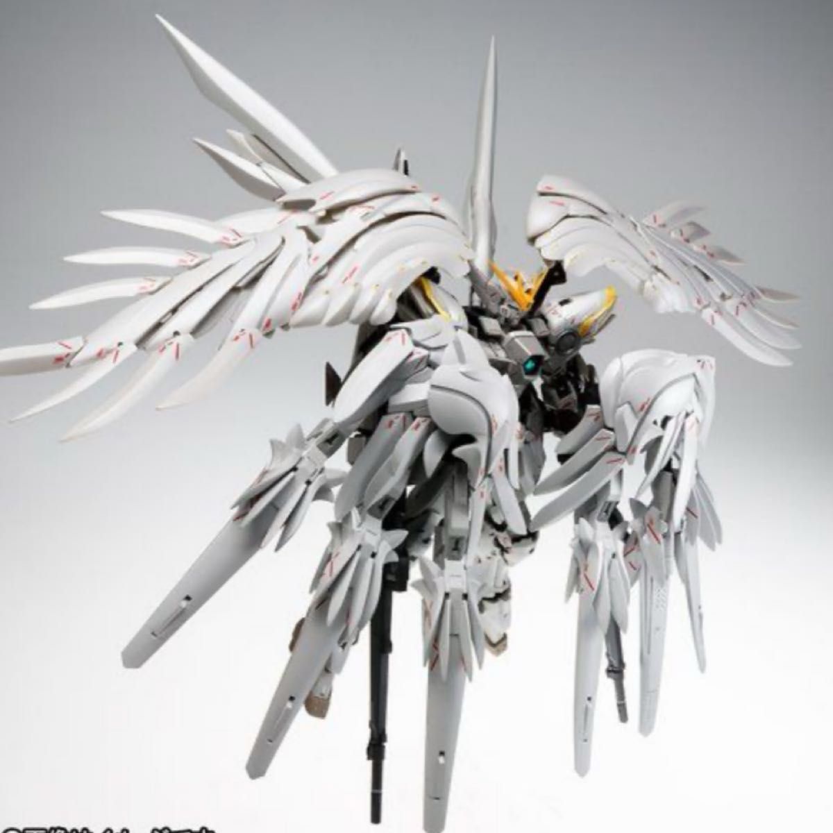 新品未開封　ウイングガンダム　スノーホワイト　プレリュード　