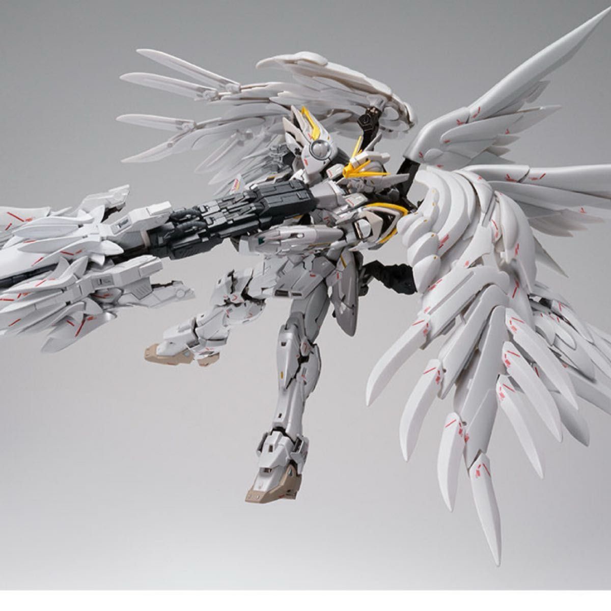 新品未開封　ウイングガンダム　スノーホワイト　プレリュード　