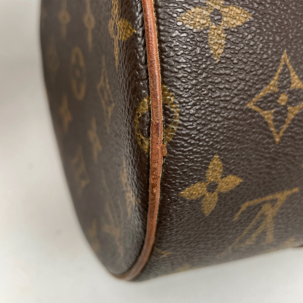 ルイ・ヴィトン Louis Vuitton パピヨン 30 バレルバッグ 筒型 旧型 ハンドバッグ モノグラム ブラウン M51385 レディース 【中古】_バイセル 14173_3