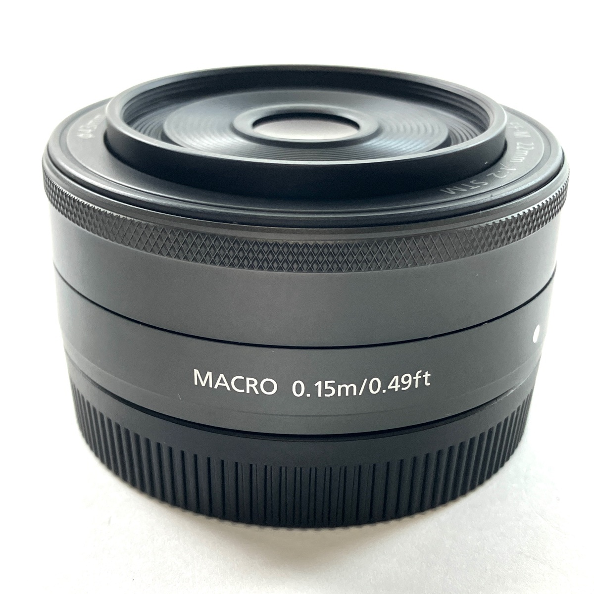 キヤノン Canon EF-M 22mm F2 STM ブラック 一眼カメラ用レンズ（オートフォーカス） 【中古】の画像3