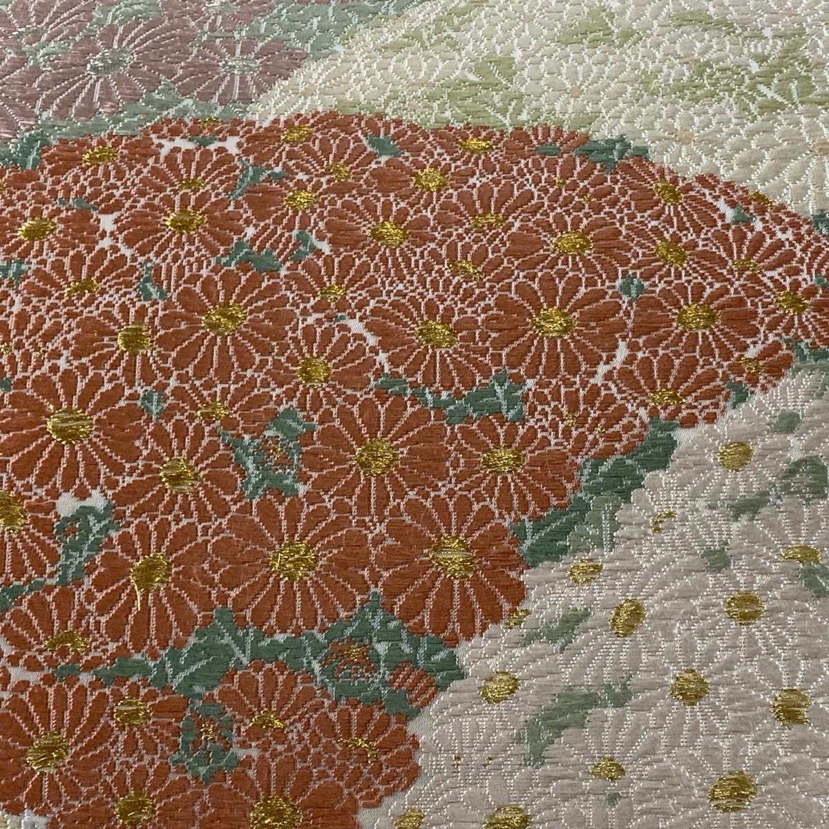 袋帯 美品 逸品 落款 山口弘躬染織 重陽菊苑文 金銀糸 刺繍 クリーム お太鼓柄 正絹 【中古】_バイセル 14117_2