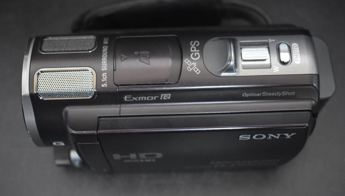 W5-35 【動作未確認】 SONY ソニー デジタルビデオカメラ HDR-CX560V 11年製 ハンディカム ExmorR 現状品の画像3