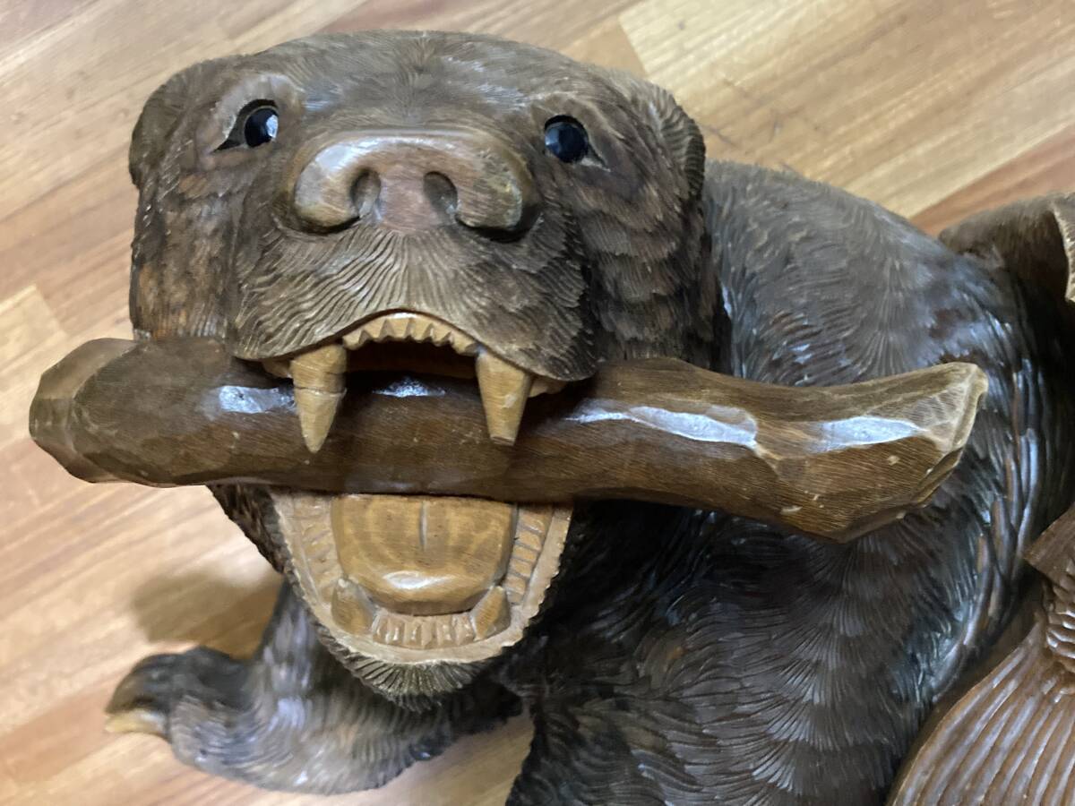 特大 木彫り 熊 鮭 置物 オブジェ 約55㎝ 約10kgの画像7