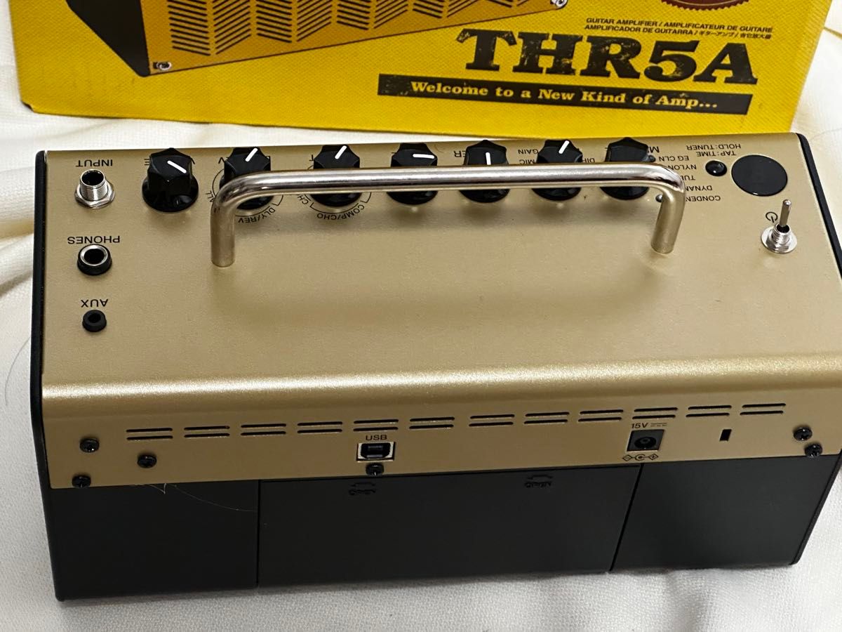 YAMAHA ( ヤマハ )THR5A アコースティックギター用アンプ