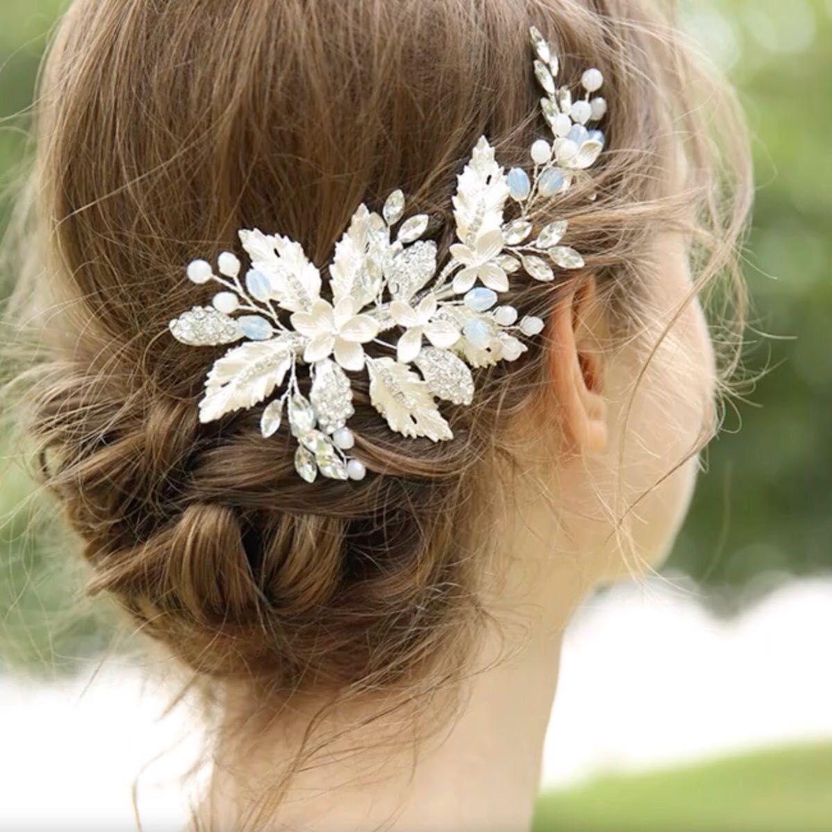 ヘッドドレス　成人式　ヘアアクセサリー　結婚式　ウエディング　ブライダル　シルバー ラインストーン パール 花 大人 上品