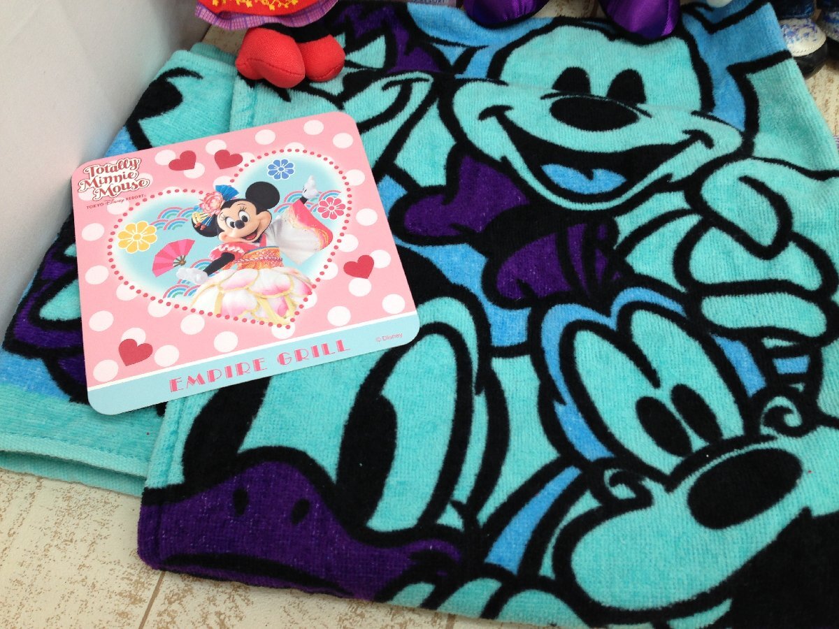 * Disney { large amount set }{ unopened goods equipped } Mickey minnie 10 point soft toy badge towel another 6M106 [80]