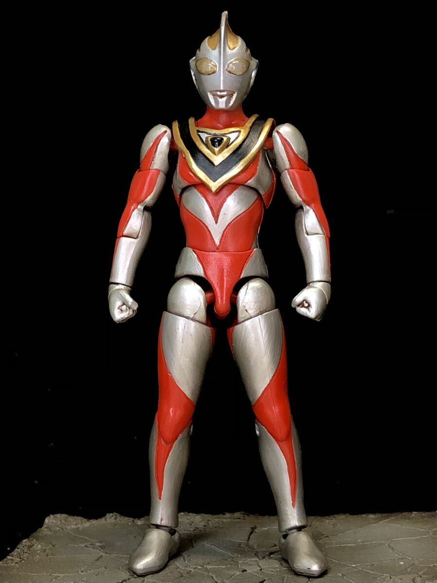 リペイント 完成品 ウルトラマンガイア V2 超動α_画像5