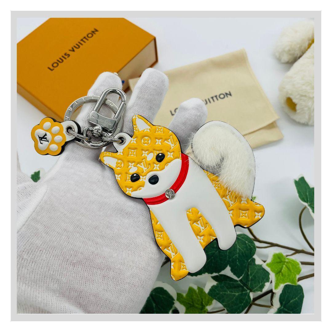 ルイヴィトン M01199 ポルト クレ LV シバ チャーム シルバー ルイヴィトン M01199 ポルト クレ LV シバ チャーム シルバー