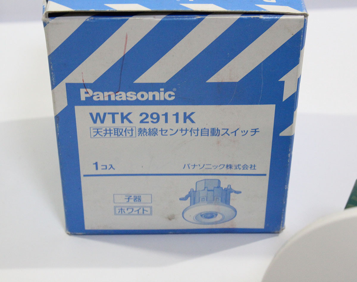 Panasonic パナソニック 天井取付 熱線センサ付自動スイッチ ホワイト WTK2911K 子器 未使用保管品 ya1226_画像3