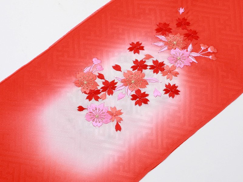 ◆七五三◆日本製 お子様用 正絹 桜ぼかし 刺繍入り 半衿 ch-28 (Gレッド)_画像2