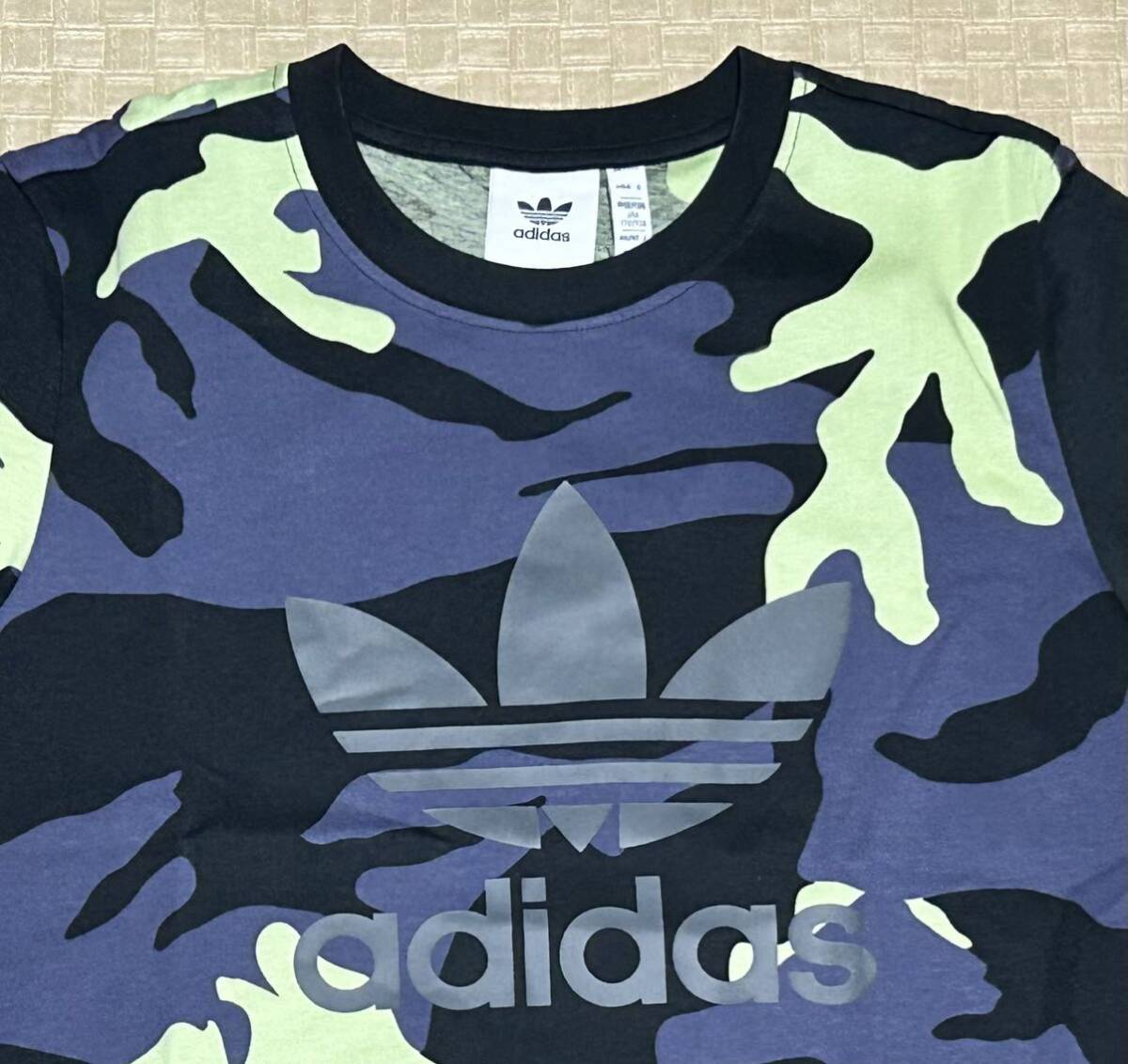 adidas・ORIGINALS M CAMO AOP TEE アディダス オリジナルス グラフィック カモ 迷彩柄 半袖Tシャツ・M サイズ・新品_画像3