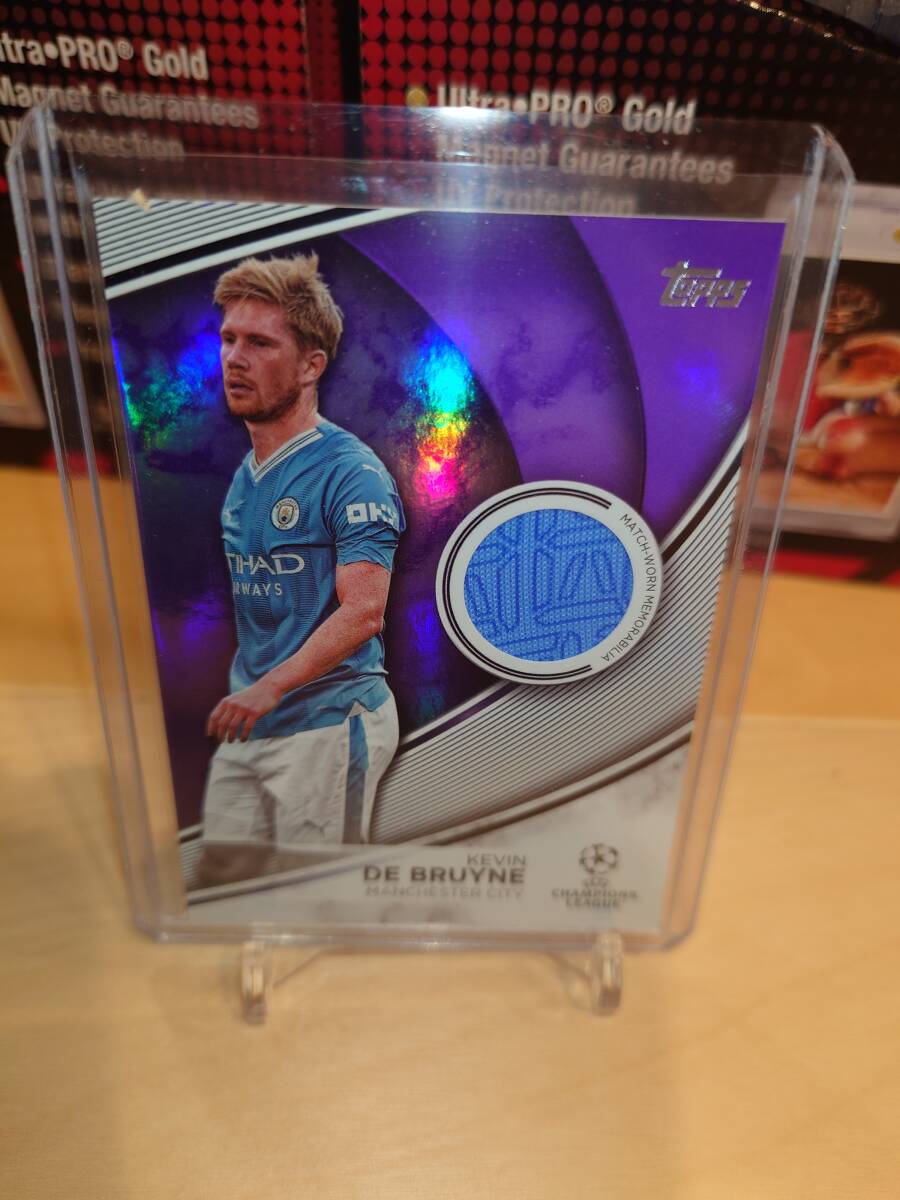 2023-24 Topps UEFA Club Competitions Soccer KEVIN DE BRUYNE ジャージカード 299シリ _画像1