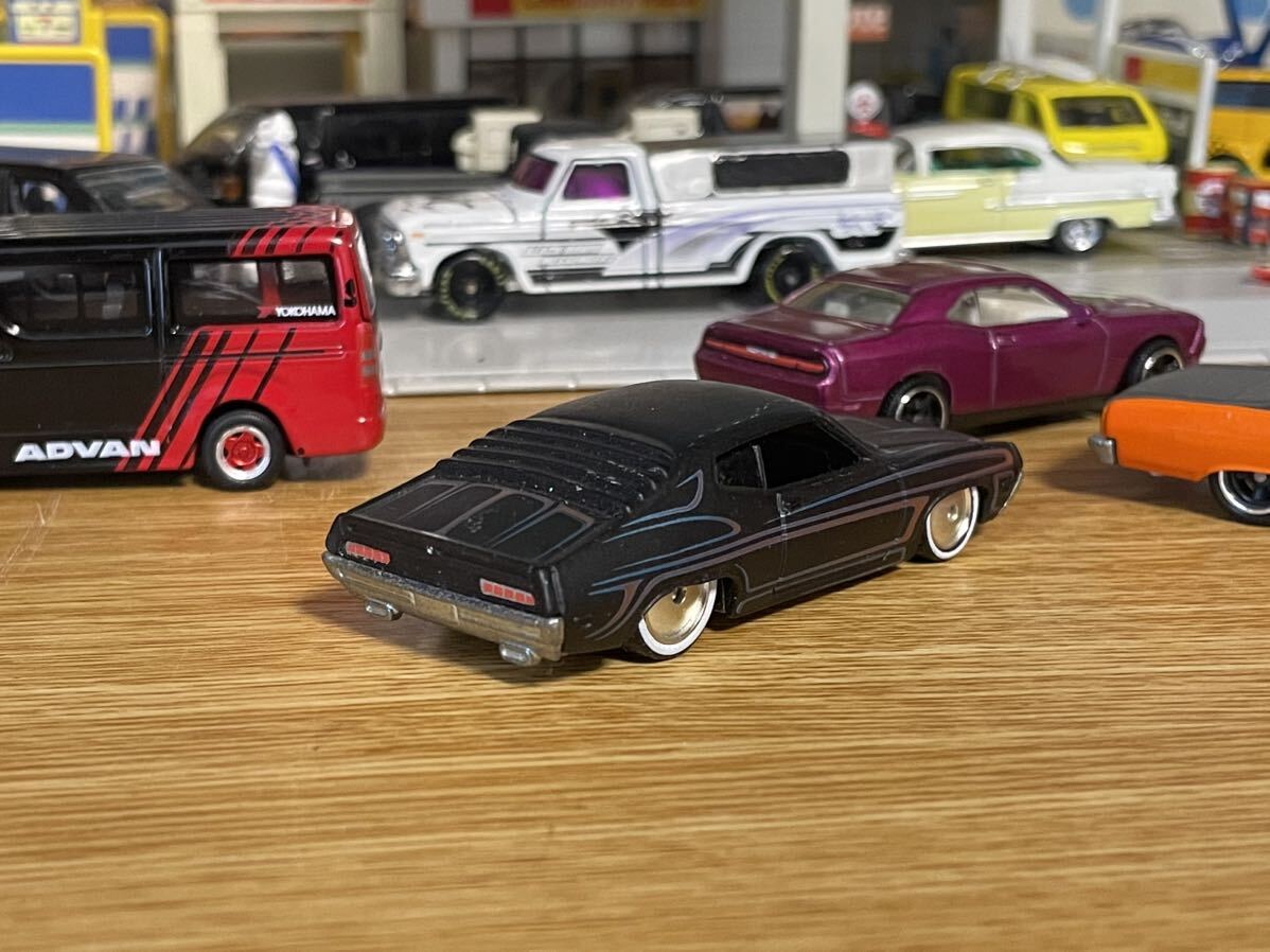 ホットウィール　HW　'70 FORD TORINO　フォード トリノ　ガレージ　USカード　リアルライダー　メタルシャーシ_画像5